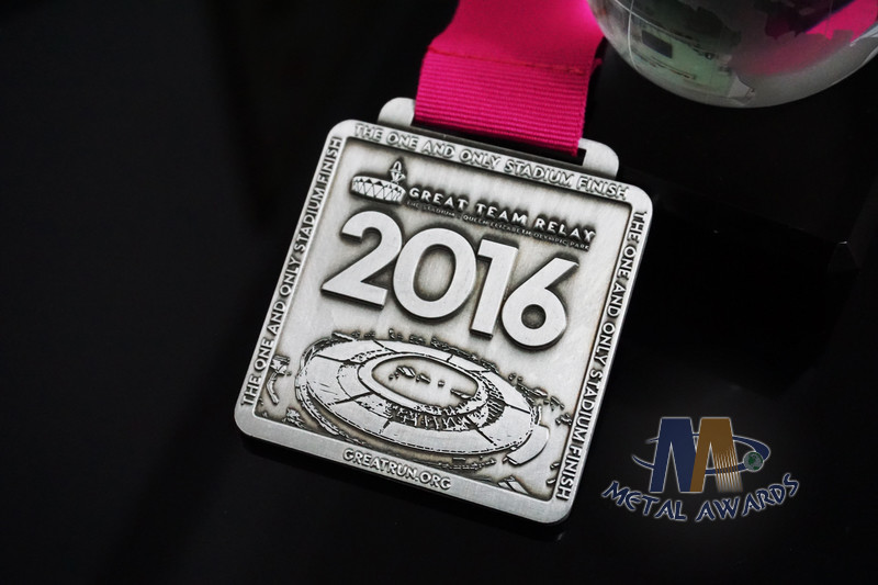 2016 Sports Marathon 10k 5k 1k Riding Events Metal Award Medal With Red RIbbon Antique Silver Plating