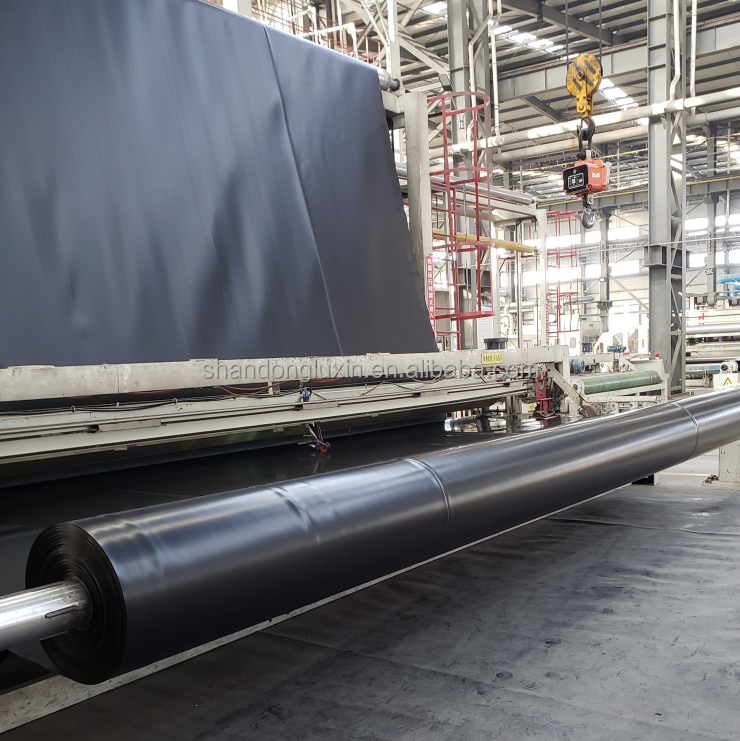 Waterproofing HDPE Geomembrane Pond Liner 45 Mil Suitable for All Sizes of Ponds