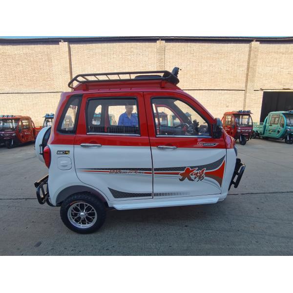 Gasoline Powered Enclosed Motorized Passenger Tricycle With Multi Colors Max Speed 70km/H