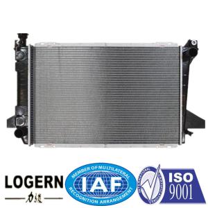 China Aluminium 1985-1996 Ford Bronco Radiator , 85-97 F Series Ford Pickup Radiator wholesale