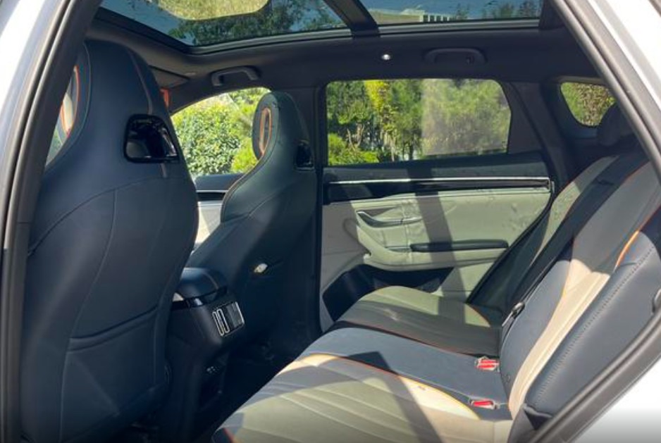Song PLUS DM 2023 DM-i Champion Edition 150KM Flagship PLUS BYD Compact SUV 1.5L 110HP L4 Plug-in Hybrid