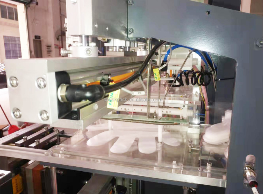 Disposable Gloves Folding And Packaging Machine With Touch Screen