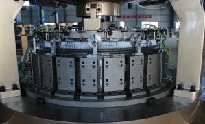 China High Speed Industrial Circular Knitting Machines For Producing Pine Needle Velvet wholesale