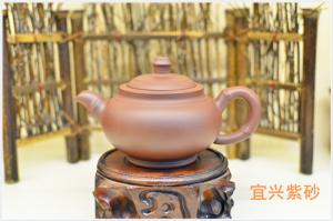 China Purple Clay Yixing Zisha Teapot Home Use Eco - Friendly For Black Tea wholesale