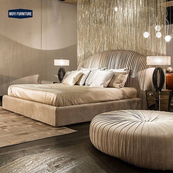 Mail Packing Modern Luxury King Size Bed Wide Headboard Gold Stainless Steel Fabric Bedroom Bed Set Designs Furniture
