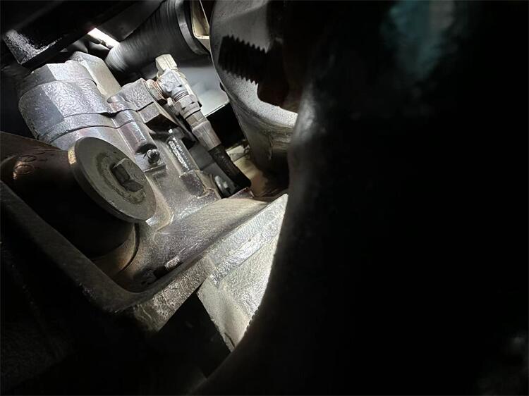 YANMAR Engine Used KOBELCO35 Crawler Excavator Original Hydraulic Cylinder Second Hand