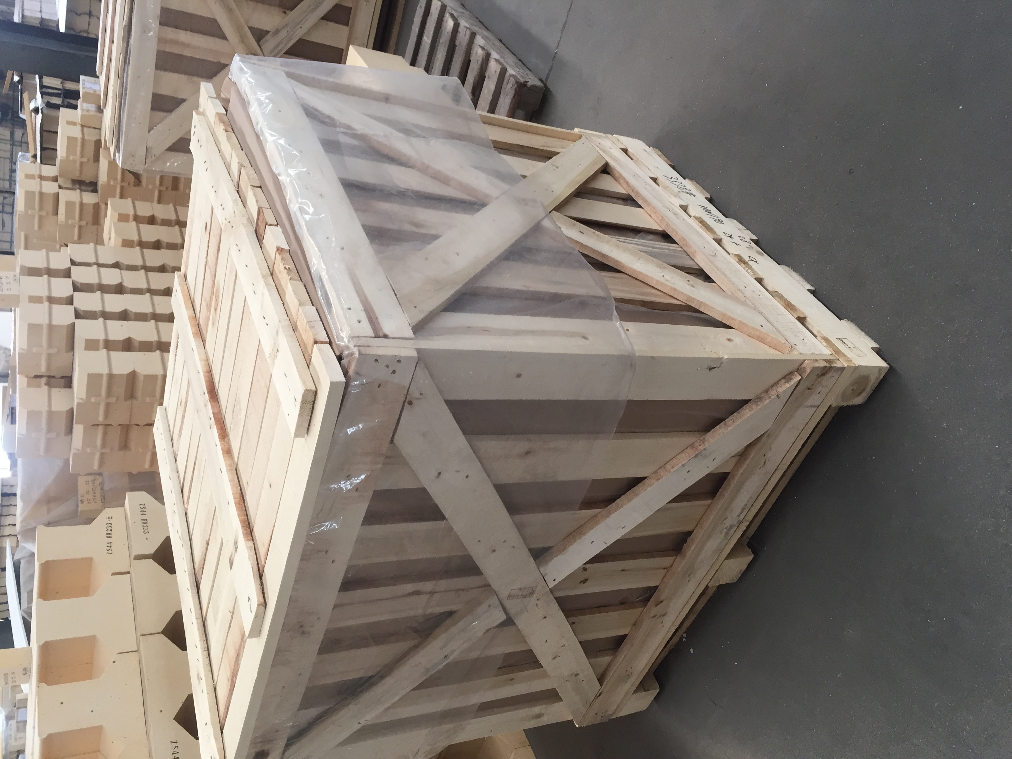 Silica Brick for Glass Furnace Hot Blast Furnace and Coke Kiln SiC Content % 0.01-0.02