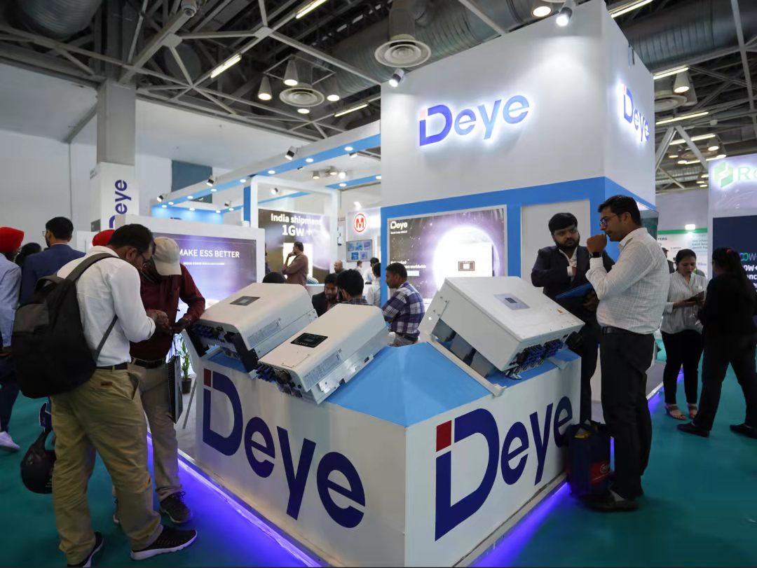 High quality wholesale price PV off grid energy storage photovoltaic system solar power 8kw hybrid inverter