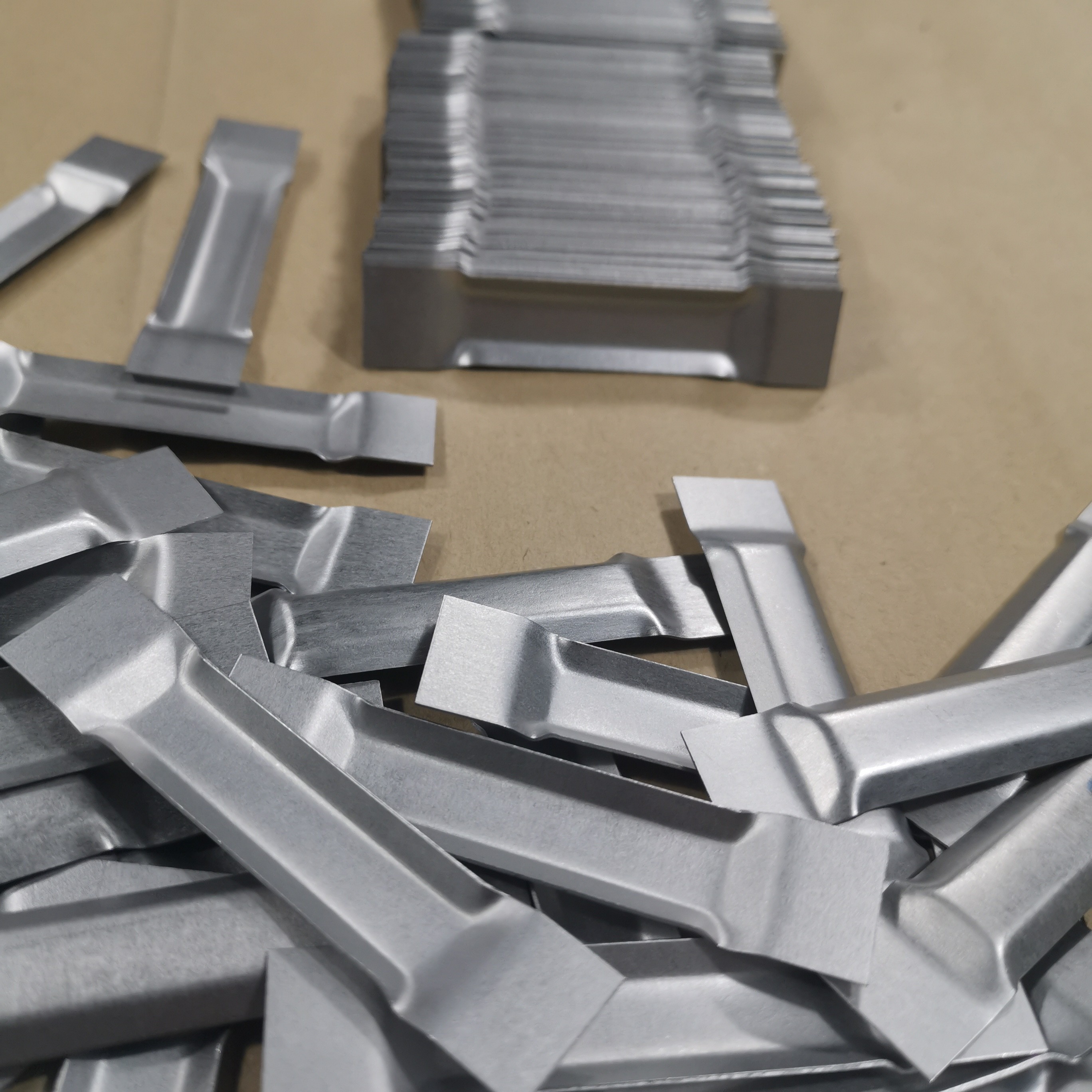 High Purity Tungsten Evaporation Boats 0.5*15*70mm For Evaporation Coating