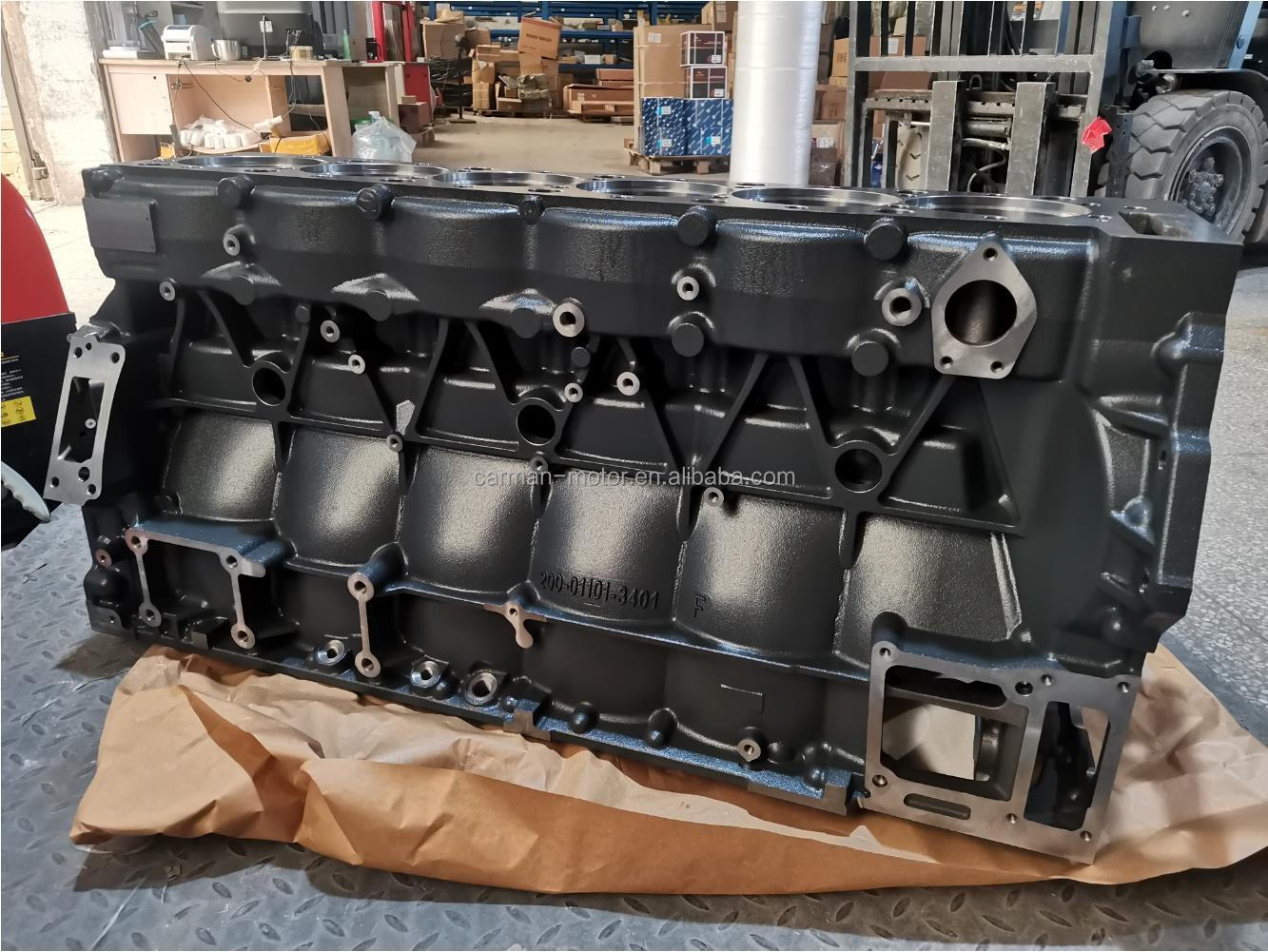 OEM Standard Size Cylinder Block Crankcase Assembly for Sinotruk Sitrak C7H MC13 MC11 MAN D2066 Engine Parts Material