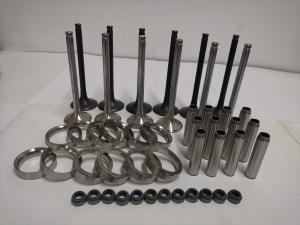 China Engine Cylinder Intake Valve / Exhaust Valve Truck Replacement Parts wholesale