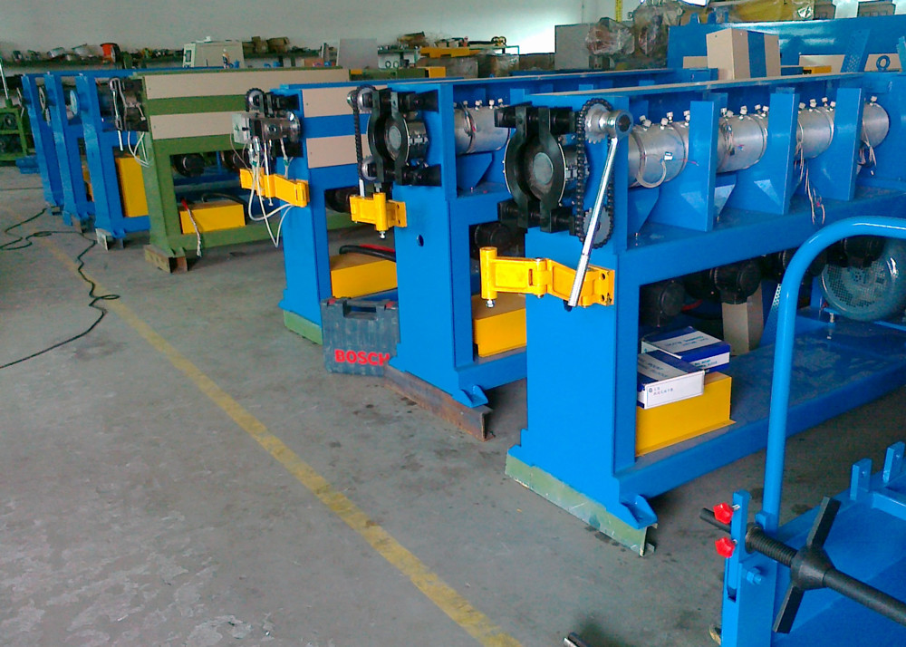 Electric Wire Extruder Machine Cable Extruder Line 200-400 Meters/Min