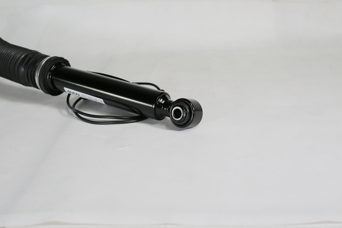 Rear Mercedes Benz Airmatic Suspension W221 S Class 2213205513 2213205613 1