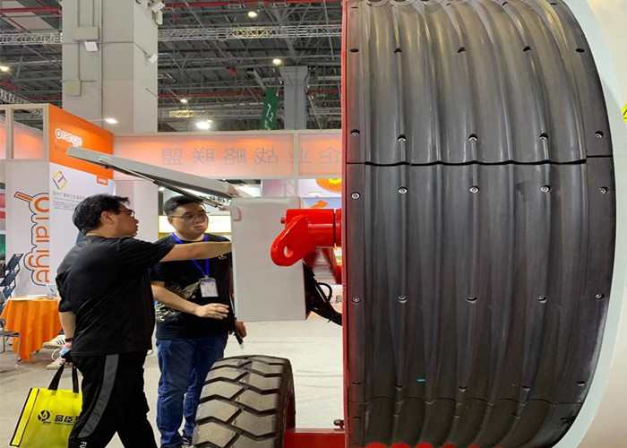 97kw 2x40kN Hydraulic Overhead Cable Tensioner With Air Brake System