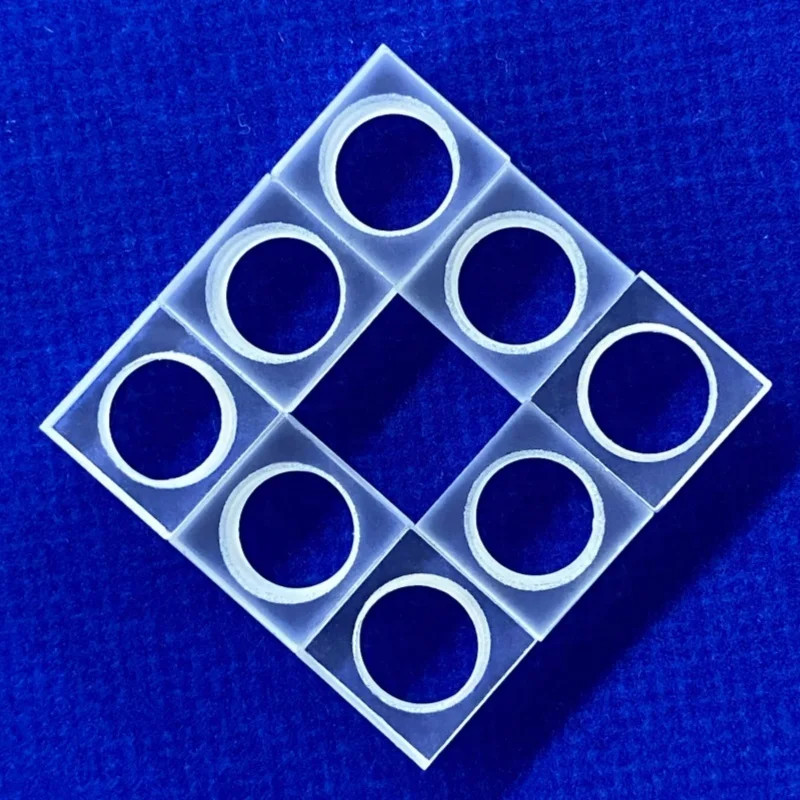 1-10mm Thickness Square Transparent Laser Dill Hole UVC Quartz Glass Plate