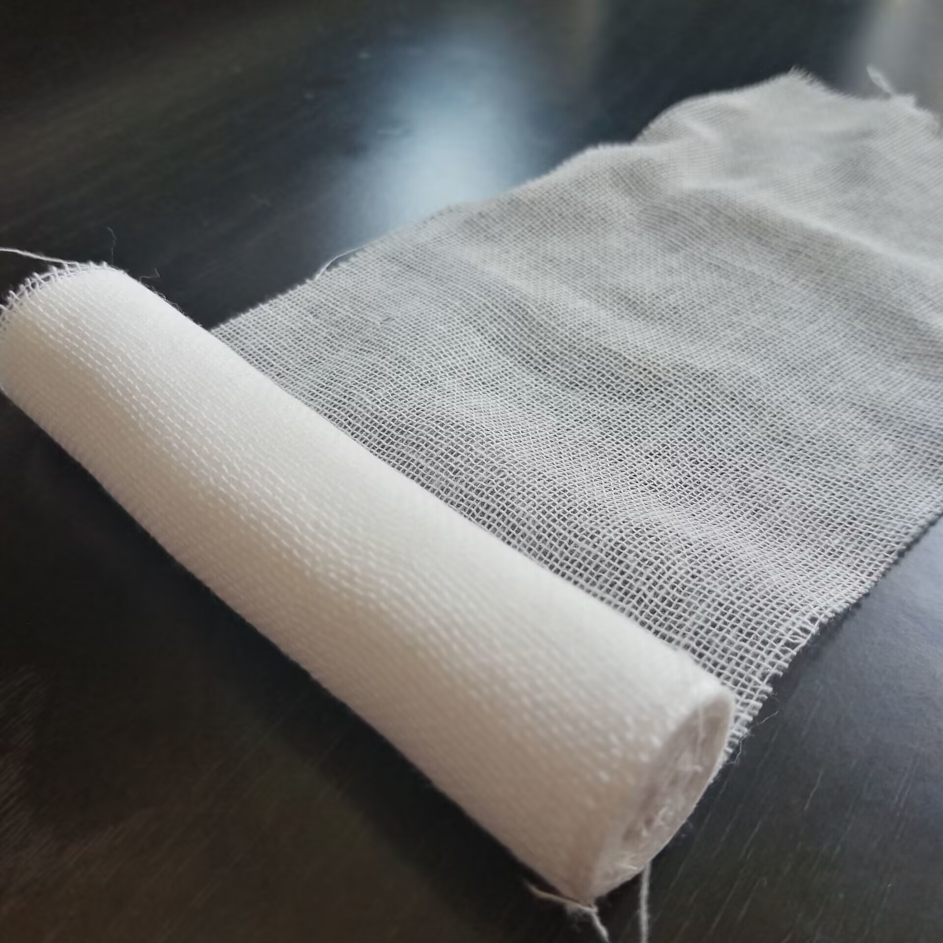 Flexible Tear Resistant Gauze Bandage for Wound Care and First Aid