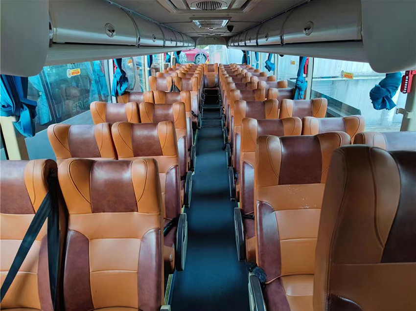 Euro 5 Second Hand CNG Bus 51 Seats Yutong Used Large Private Bus
