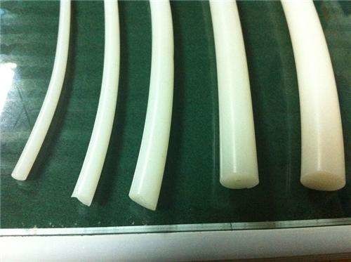 OEM ODM Pure Silicone Rubber Rope Fire Protection For Water Purification Equipment