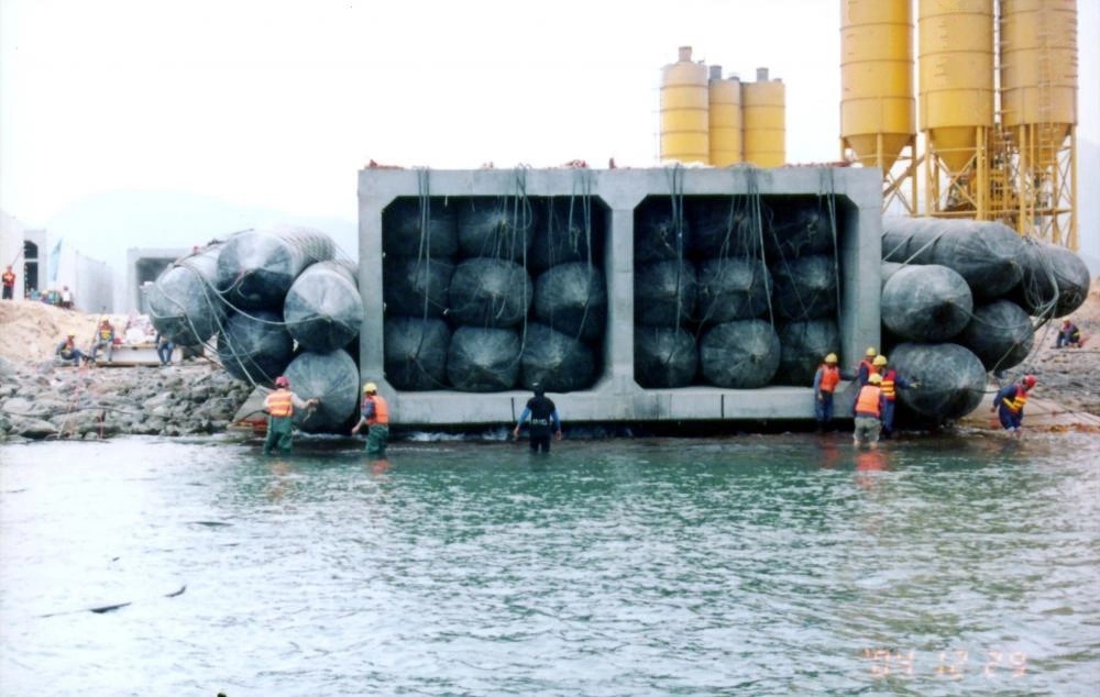 Customizable inflatable rubber airbags, directly supplied by the manufacturer