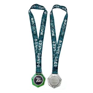China Bespoke Climbing Award Zinc Alloy Spinning Medal wholesale