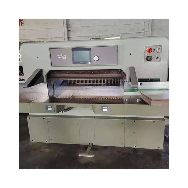 Color 1370 Computer Paper Cutter with 2800x2800x1600 mm Size and 380v Voltage