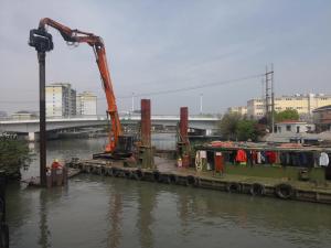 China Bridge Construction Vibratory Pile Driving Equipment 3200rpm wholesale