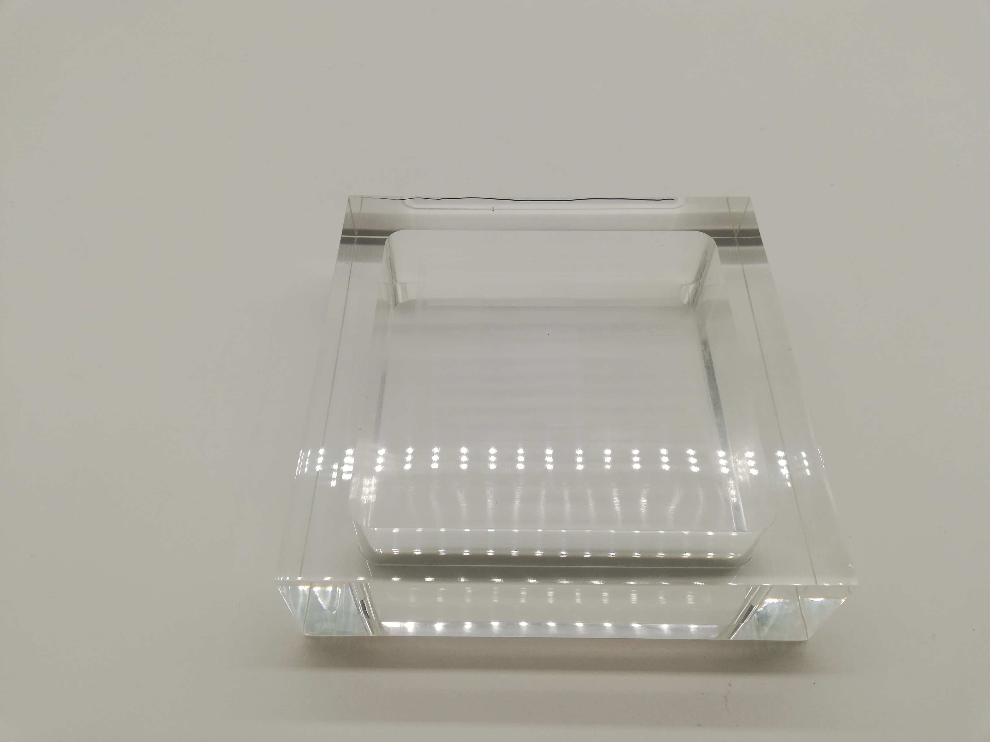 ISO Square Plastic Ashtray , LKM 500000/2yrs Single Cavity Mold Maker And Molding