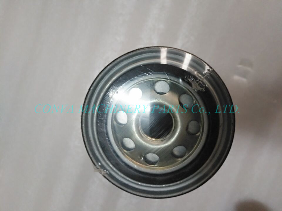 Small Auto Parts Oil Filter , Secondary Fuel Filter 600-319-3750 Humidity Resistance