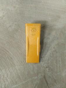 China Komatsu PC100 Tooth Bucket Excavator Teeth Replacement 2.2kgs 52HRC wholesale