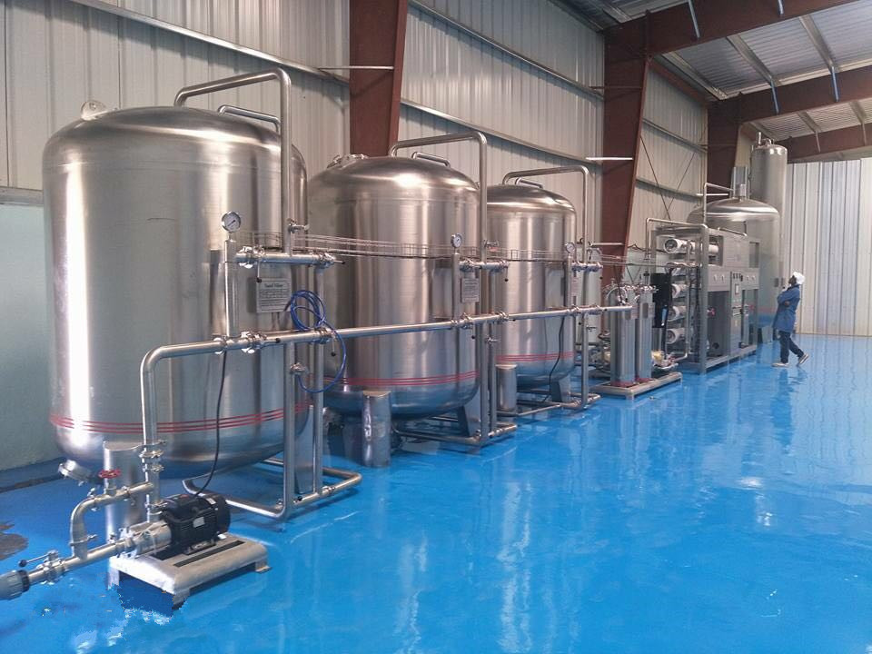 SUS316 8000BPH Spring Water Bottling Line ROAL Capping 120mm Bottle