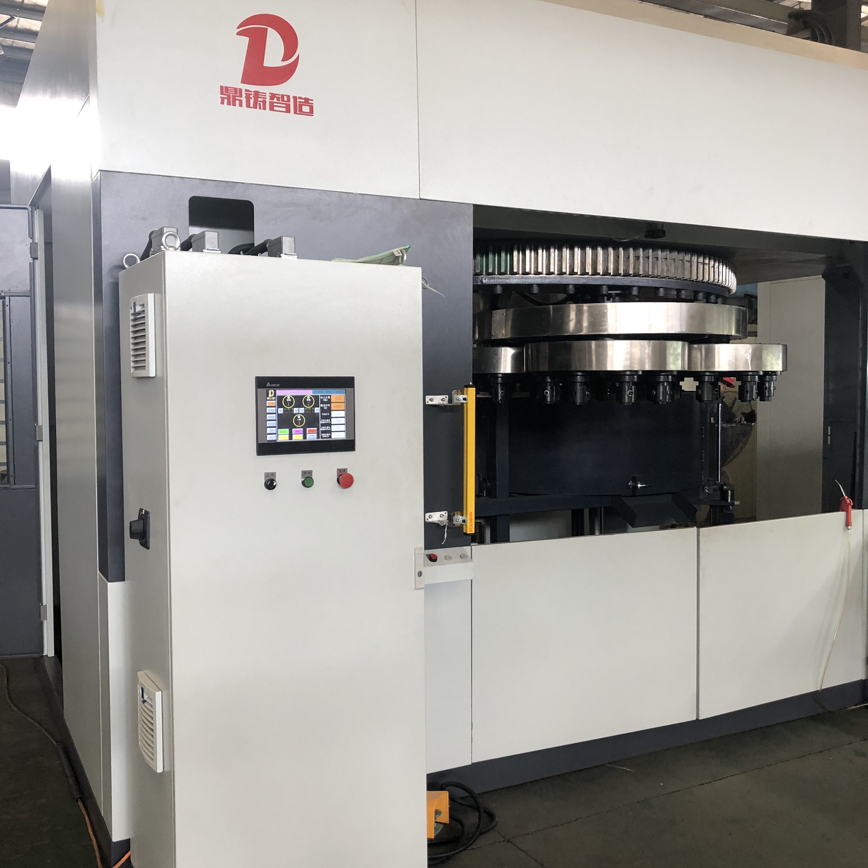 Rotary Automatic Brass Tube CNC Polishing Machine High Efficient No Need Dusting