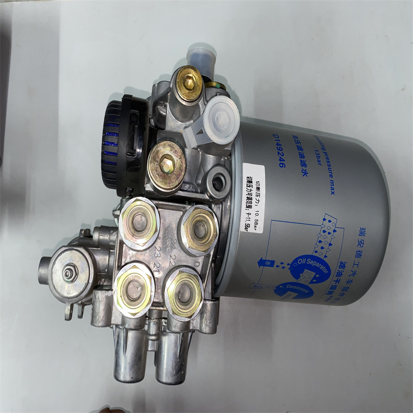 Air Dryer Assembly Wg9000360548 for Sinotruk Howo Truck 2005- Model Year Design Type