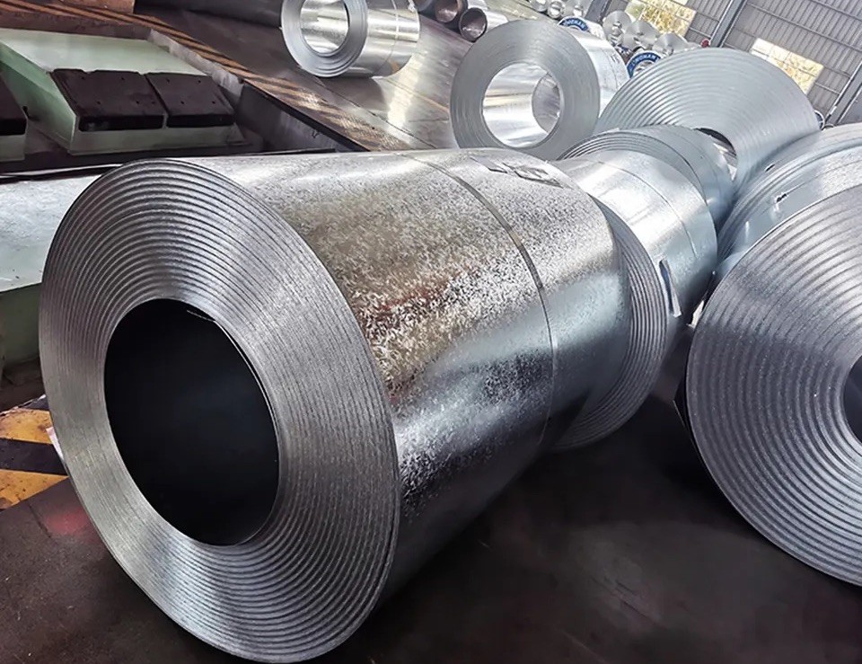 Prepainted Galvanized Steel Coil 610 mm Coated Colorful And Attractive Finishes