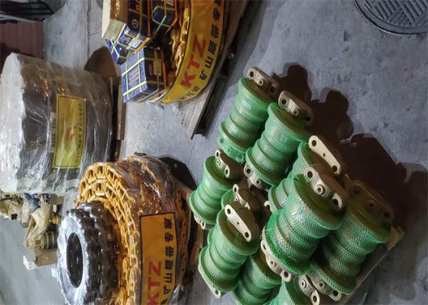 Forged Steel Hitachi Undercarriage Excavator Track Components Good Heat