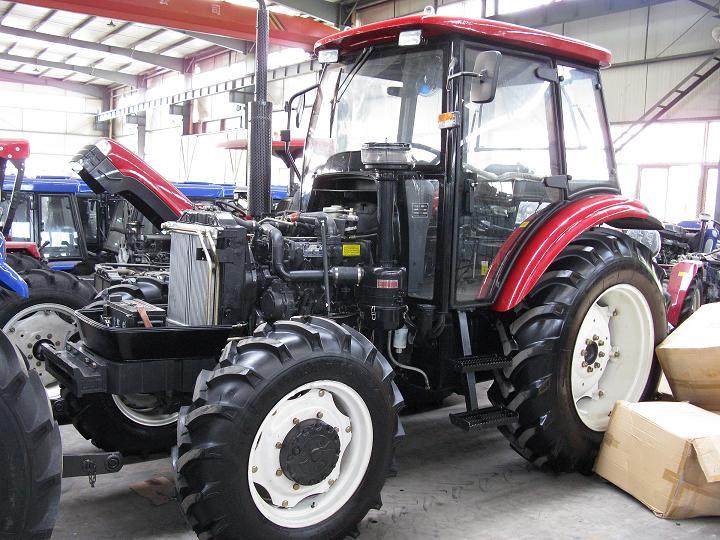 Luzhong 25--50HP 4X2/ 4X4 4WD Farm/Lawn/Garden/Large/Diesel Farm/Farming/Agricultural/Agri Tractor with ISO