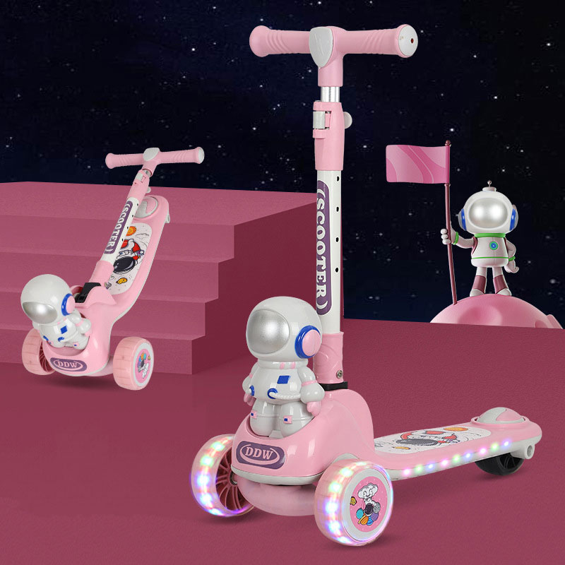 Portable Push Scooters Kid Adjustable Height 3 Kick for Ages 4-6Y Max Load 200 LBS Metal