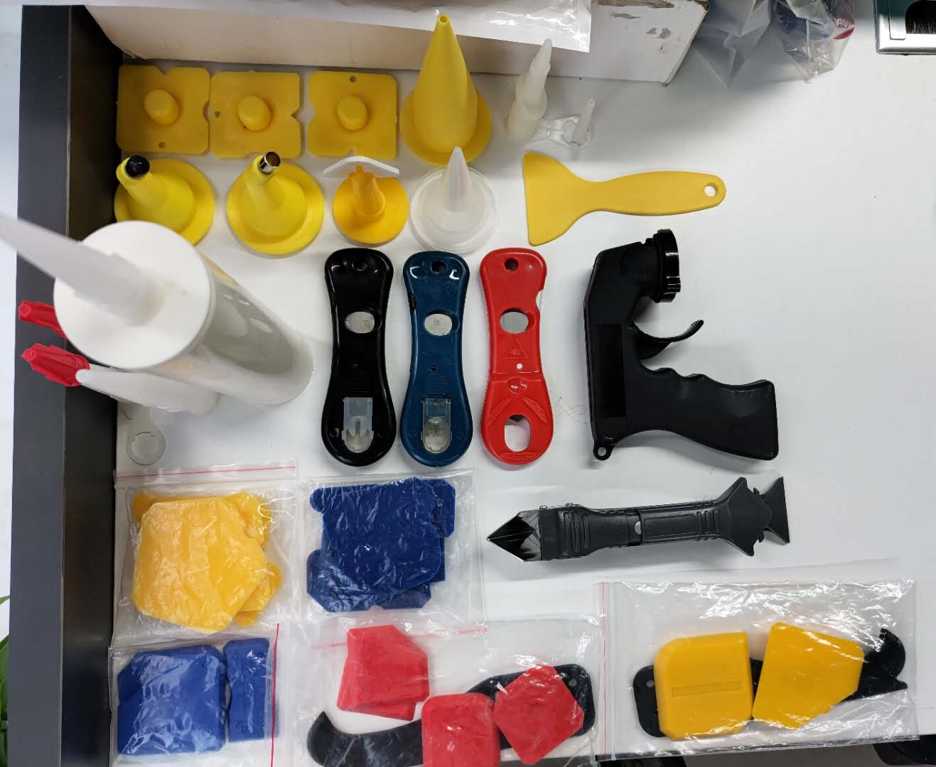 SILICONE TUBE SNIPS - SAFE SEALANT NOZZLE CUTTER TOOL/cartridge cutter/Cartridge Tip Cutter