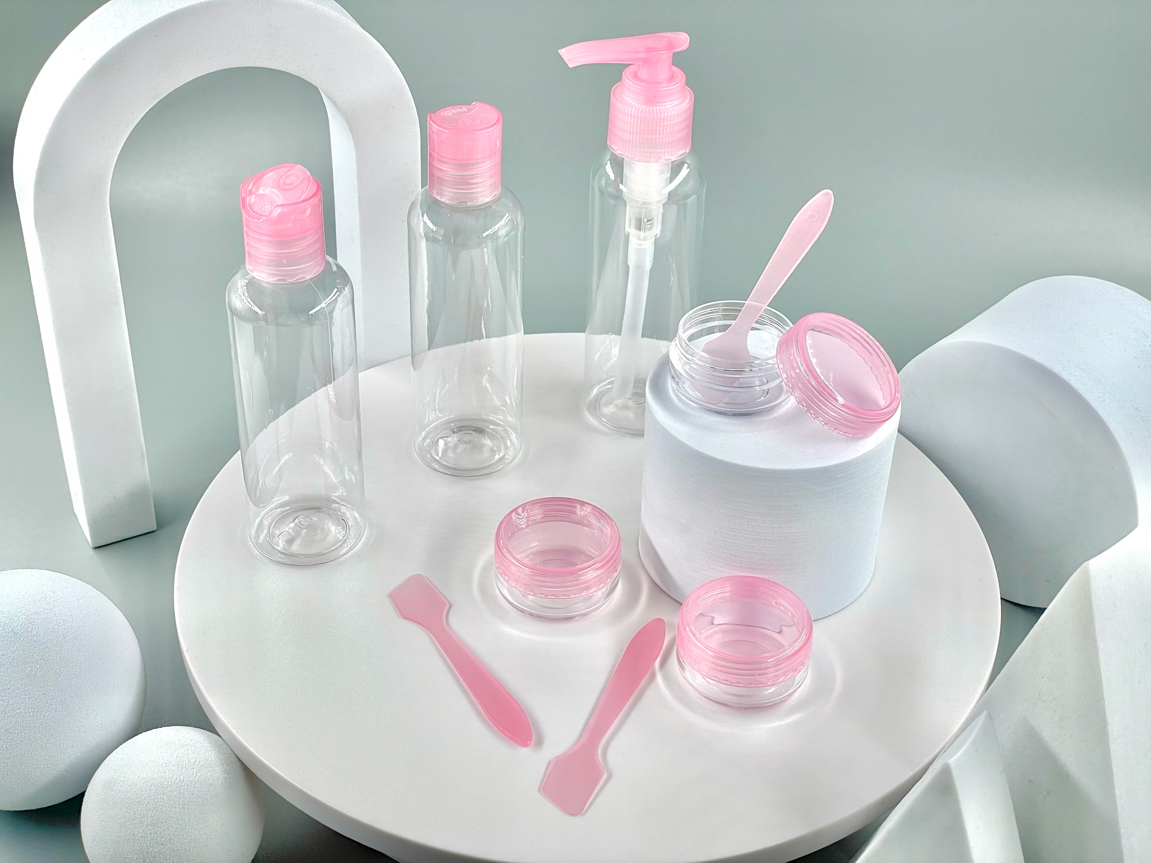 PET Plastic Bottle and Cream Jar Travel Set for Packaging Cosmetics Skincare Products