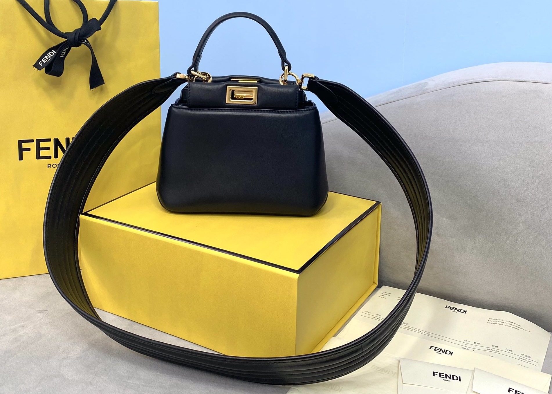 Peekaboo Iconic Xs Handbag Soft Sheepskin Womens Luxury Handbag Wide Shoulder Straps Cross-Body Bag