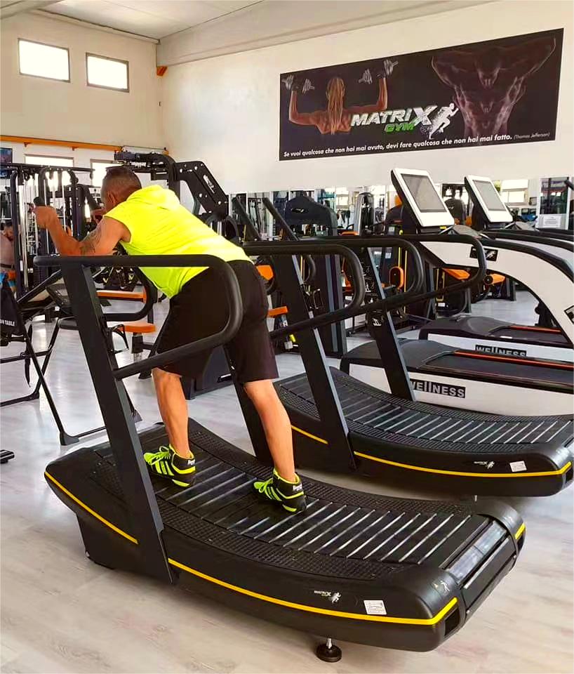 Befreeman Wholesale Gym Equipment Commercial Self Generating Curved Treadmill