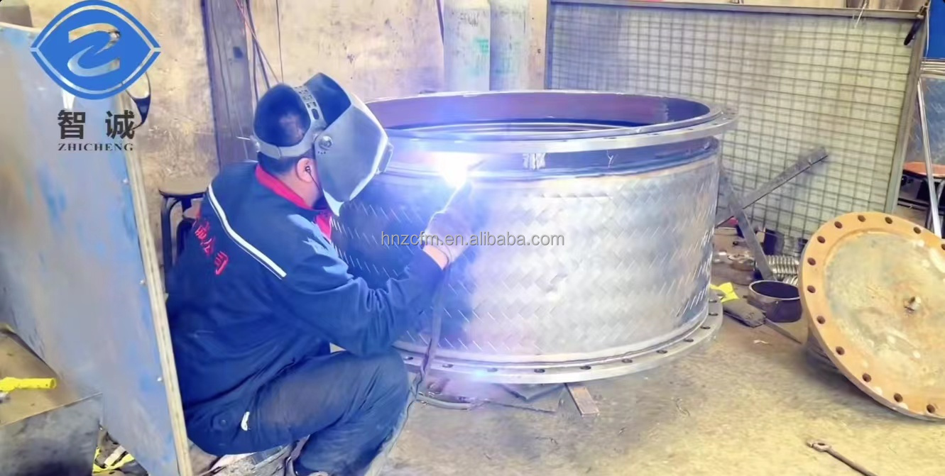 DN32 DN3000mm Expansion Flexible Bellows For Exhaust Fully Lined Tetrafluoro Compensator Water Handling