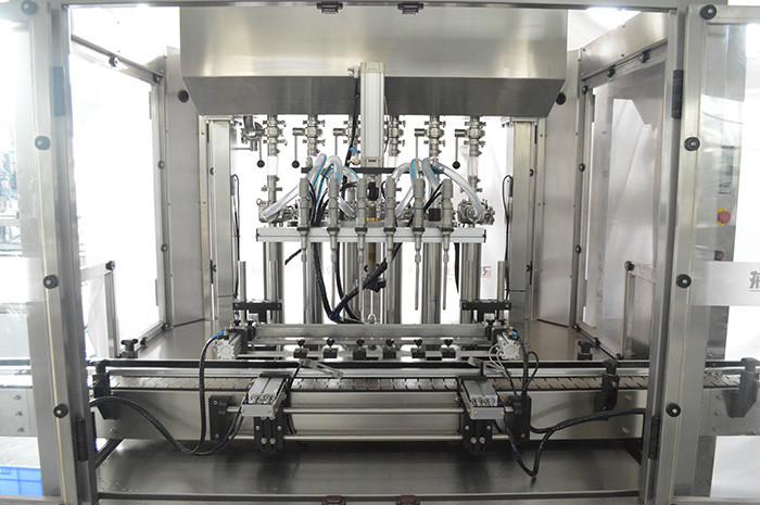 Lubricating Oil Filling Capping Labeling Machine Automatic for 1-5L Plastic Bottle