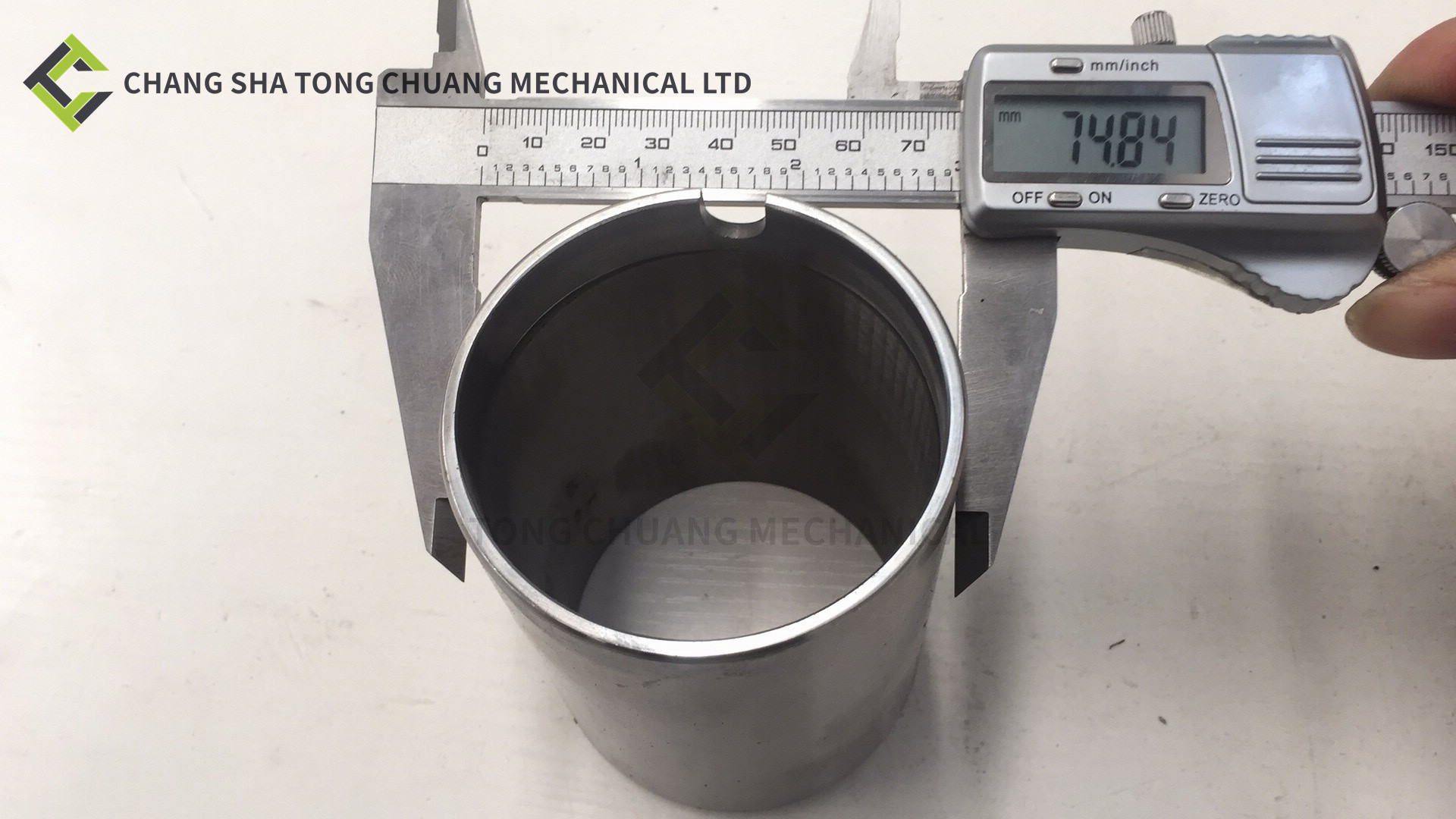 Zoomlion Concrete Pump Truck Spare Parts Hopper Wearing Parts Mixing Wear-resistant Sleeve 001690401B0100002
