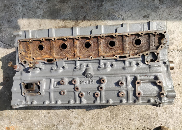 Excavator 6BG1 Engine Cylinder Block Steel Material for Excavator ZX200-3g Zx200-6