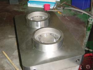 China 2 Cavity Fiber Injection Molding Pa66 Glass Plastic Moulded Components wholesale