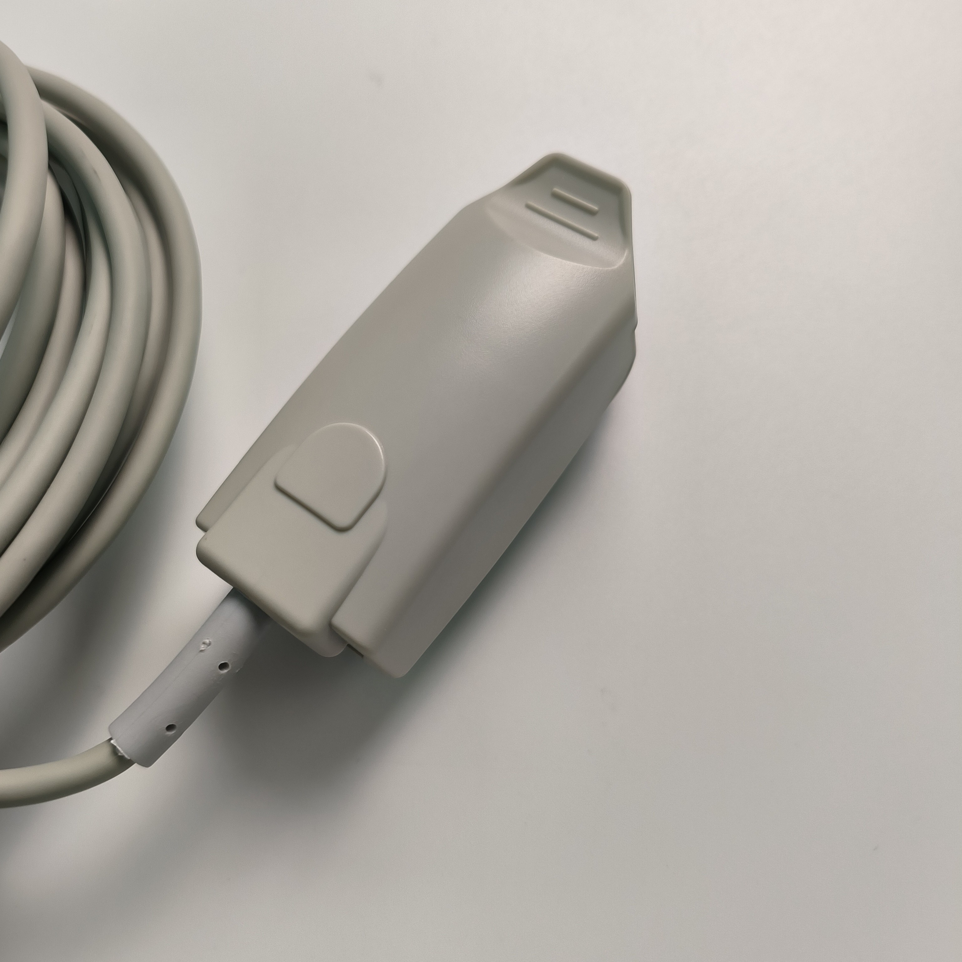 Integrated Adult Finger Clip Blood Oxygen Probe With 5 Needles Yellow Lemo Connector PN 15-100-0010