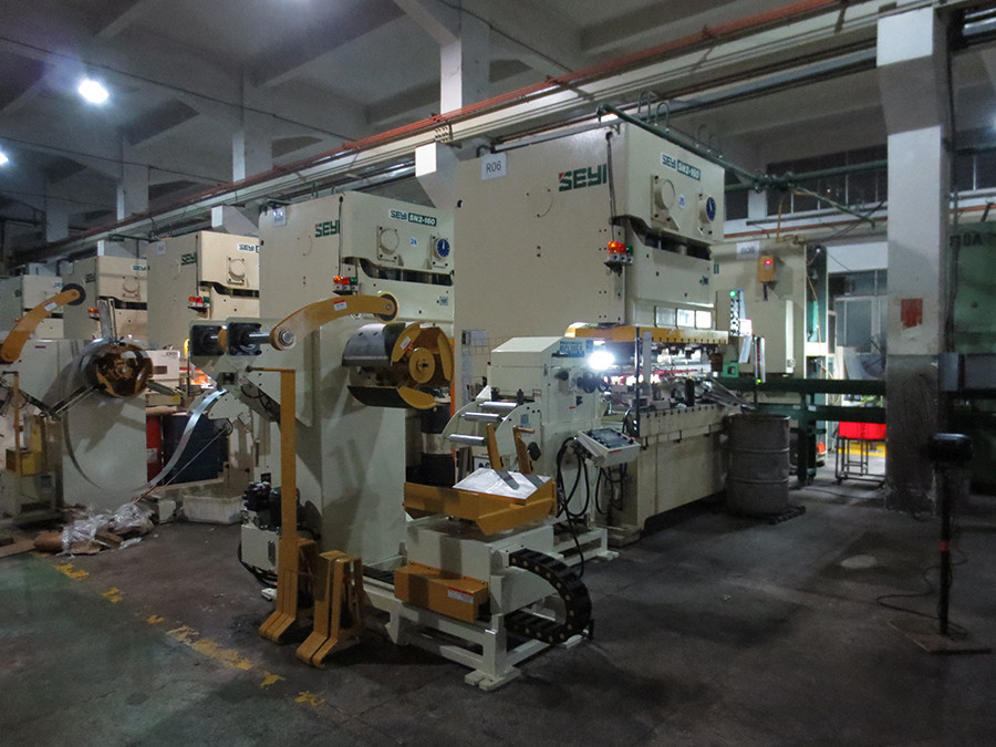 Press Machine Automatic Steel Coil Line NC Straightener Feeder
