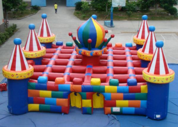 Colourful circus big inflatable maze sport game outdoor inflatable sport games