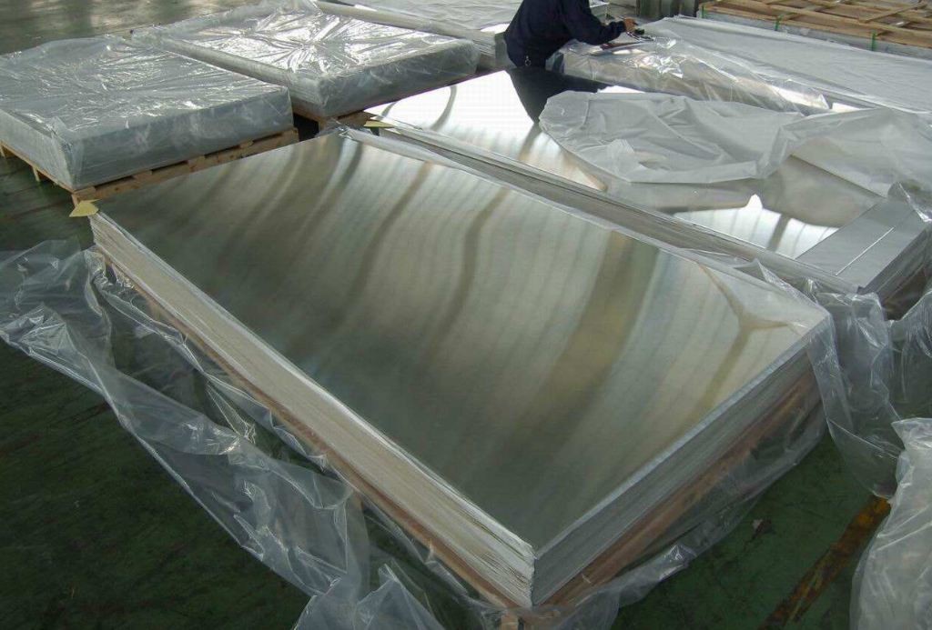Construction Industry 3003 H14 Aluminum Sheet Smooth Semi - Shiny Finish
