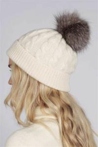 China Unisex Knit Pom Pom Beanie Embroidery Logo Woven Label 100% Acrylic Pom For Winter wholesale